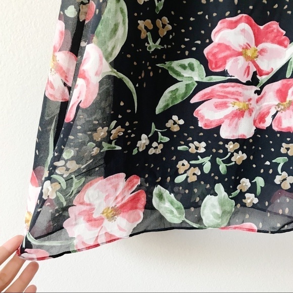 CAbi #5220 Cold Shoulder Cami Fairy Tale Floral Top Size Small Adjustable Straps - Picture 6 of 11